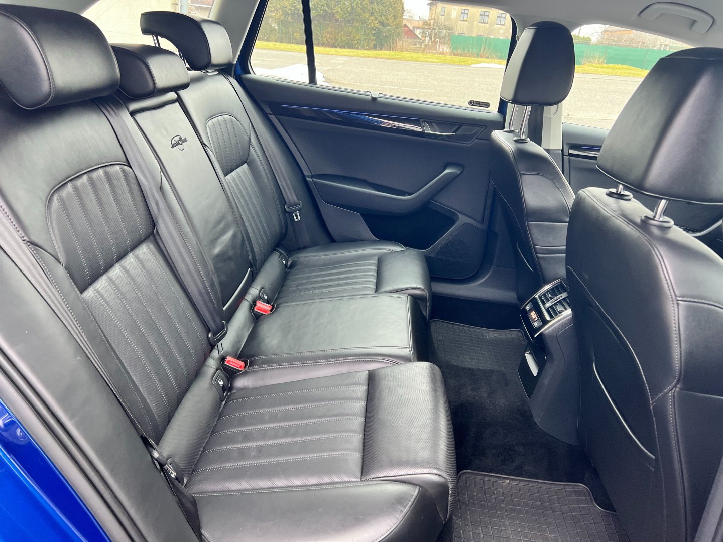 Škoda Superb 2.0TDi 140kW 4x4 L&K, ACC, DPH
