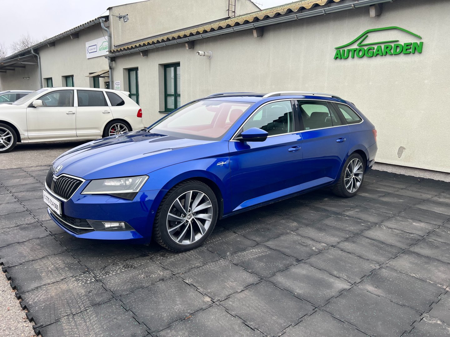 Škoda Superb 2.0TDi 140kW 4x4 L&K, ACC, DPH