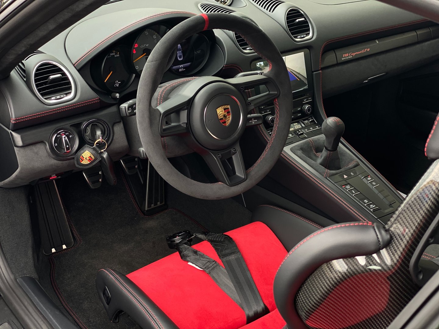 Porsche Cayman GT4 Sports Cup keramické brzdy