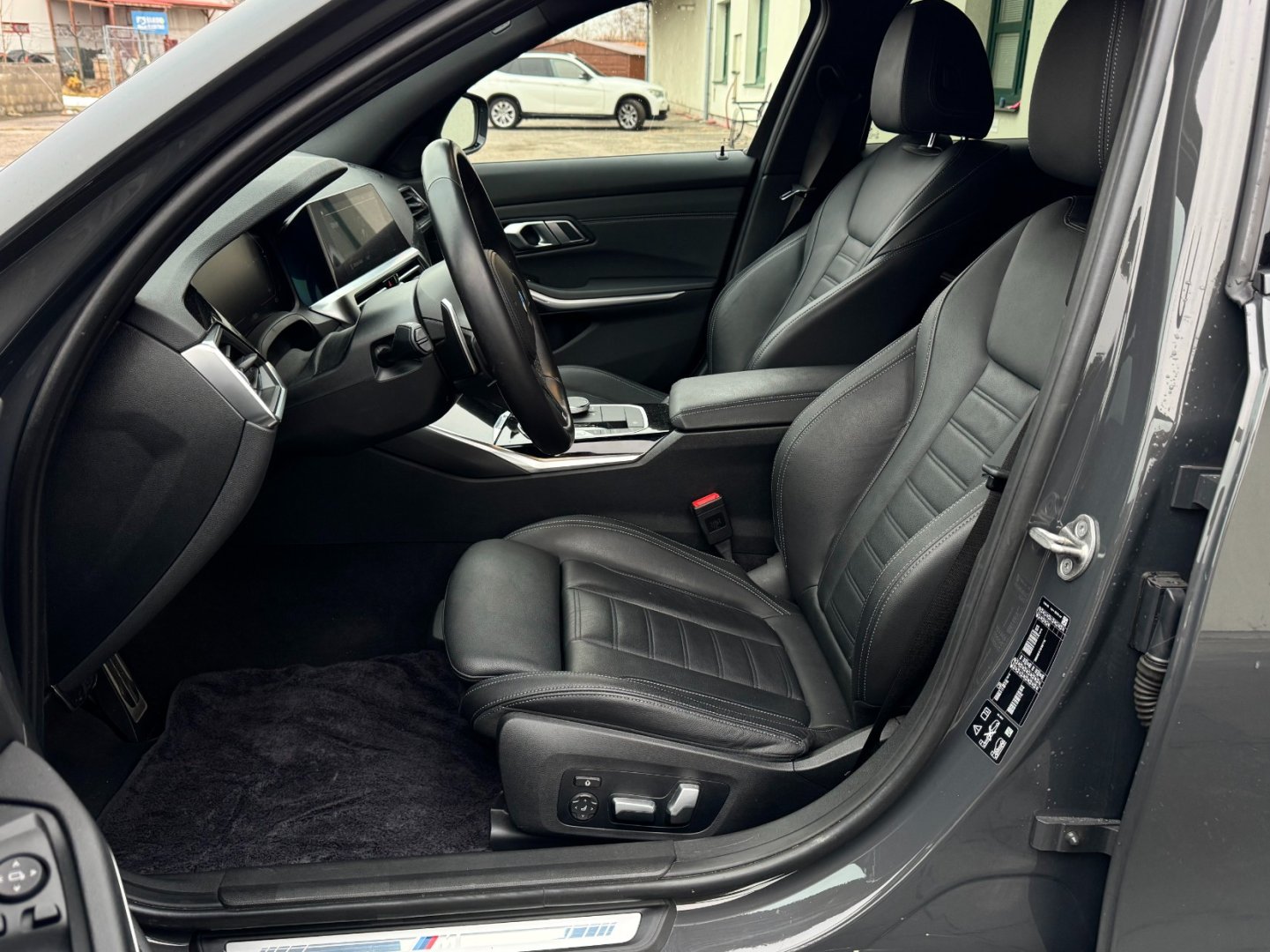 BMW Řada 3 330d X-Drive 210kW M-paket