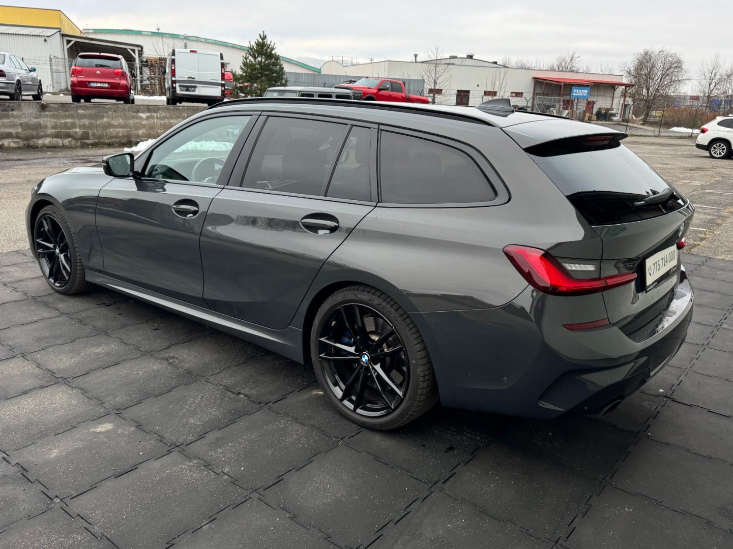 BMW Řada 3 330d X-Drive 210kW M-paket