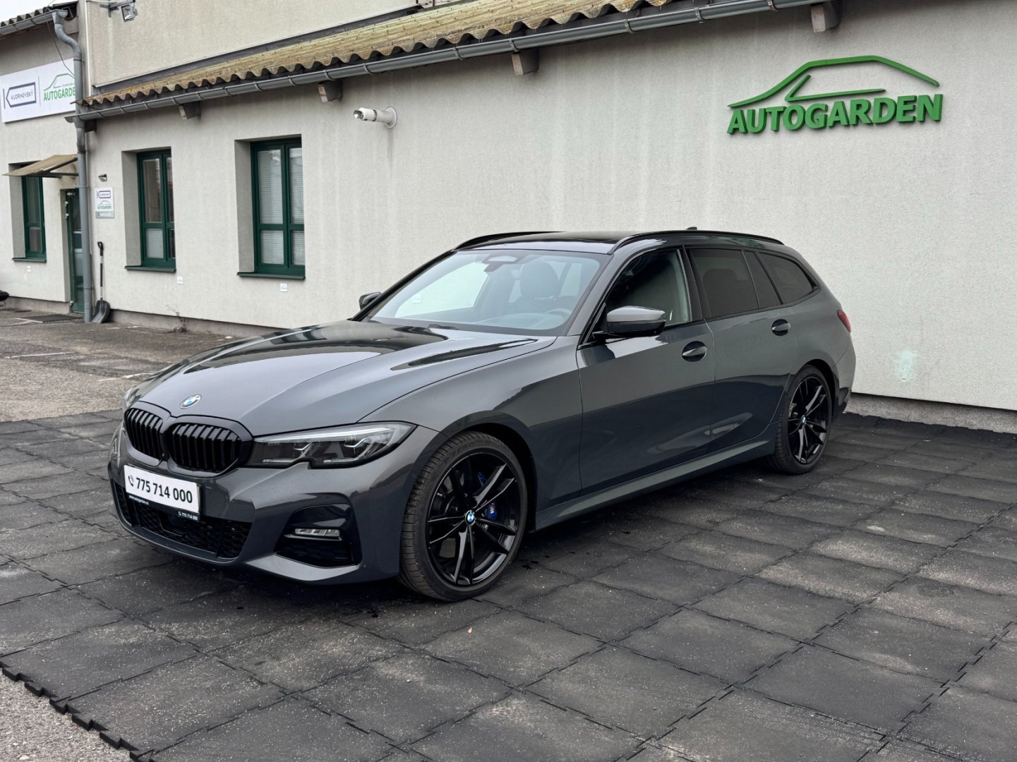 BMW Řada 3 330d X-Drive 210kW M-paket