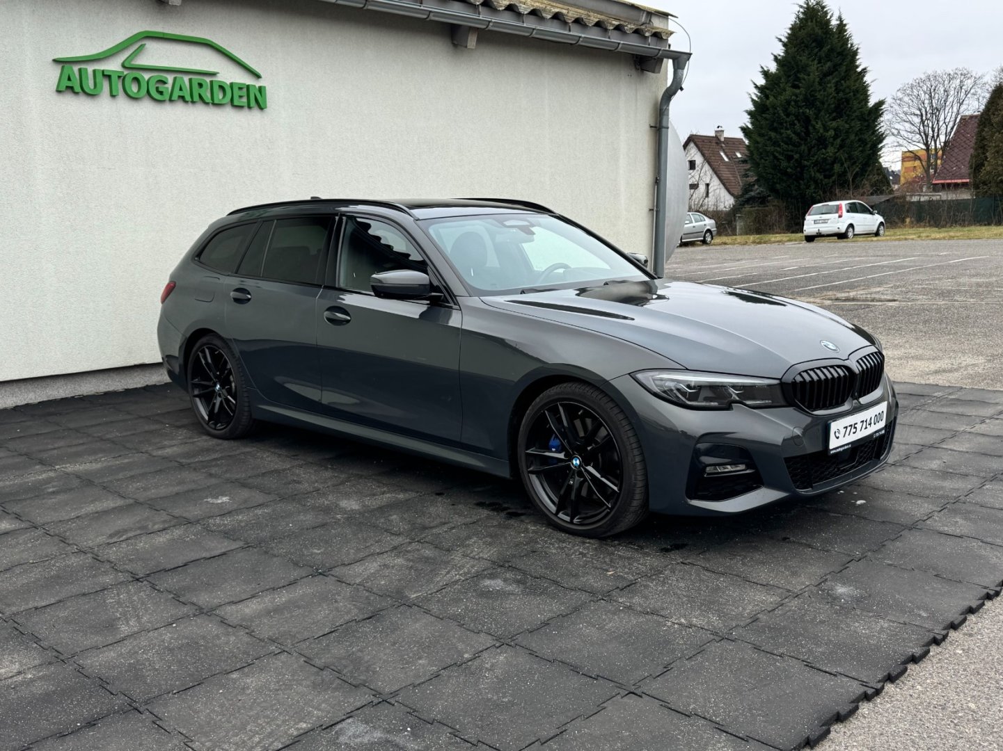 BMW Řada 3 330d X-Drive 210kW M-paket