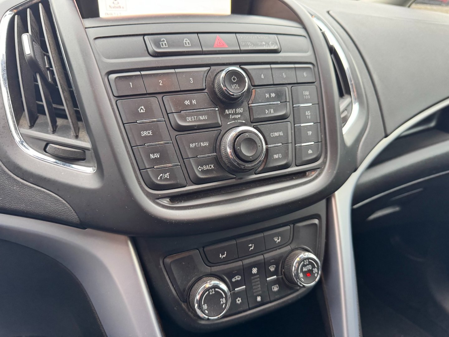 Opel Zafira 1.6CDTi 100kW 7míst, tažné
