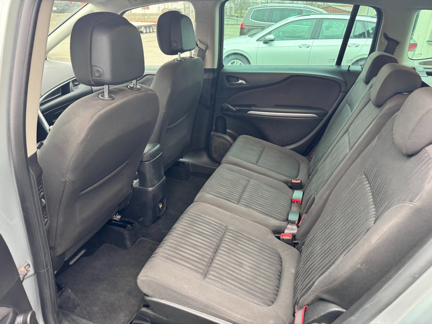 Opel Zafira 1.6CDTi 100kW 7míst, tažné