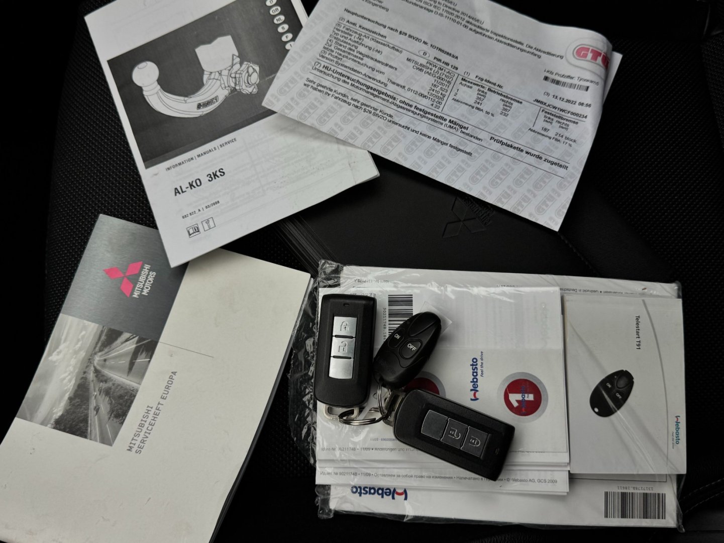Mitsubishi Outlander 2.2Di-D 130kW 4x4, nez. topeni