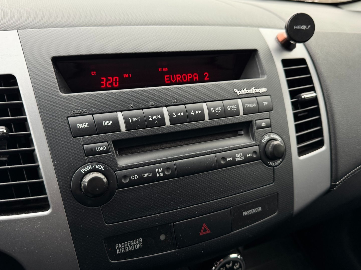 Mitsubishi Outlander 2.2Di-D 130kW 4x4, nez. topeni