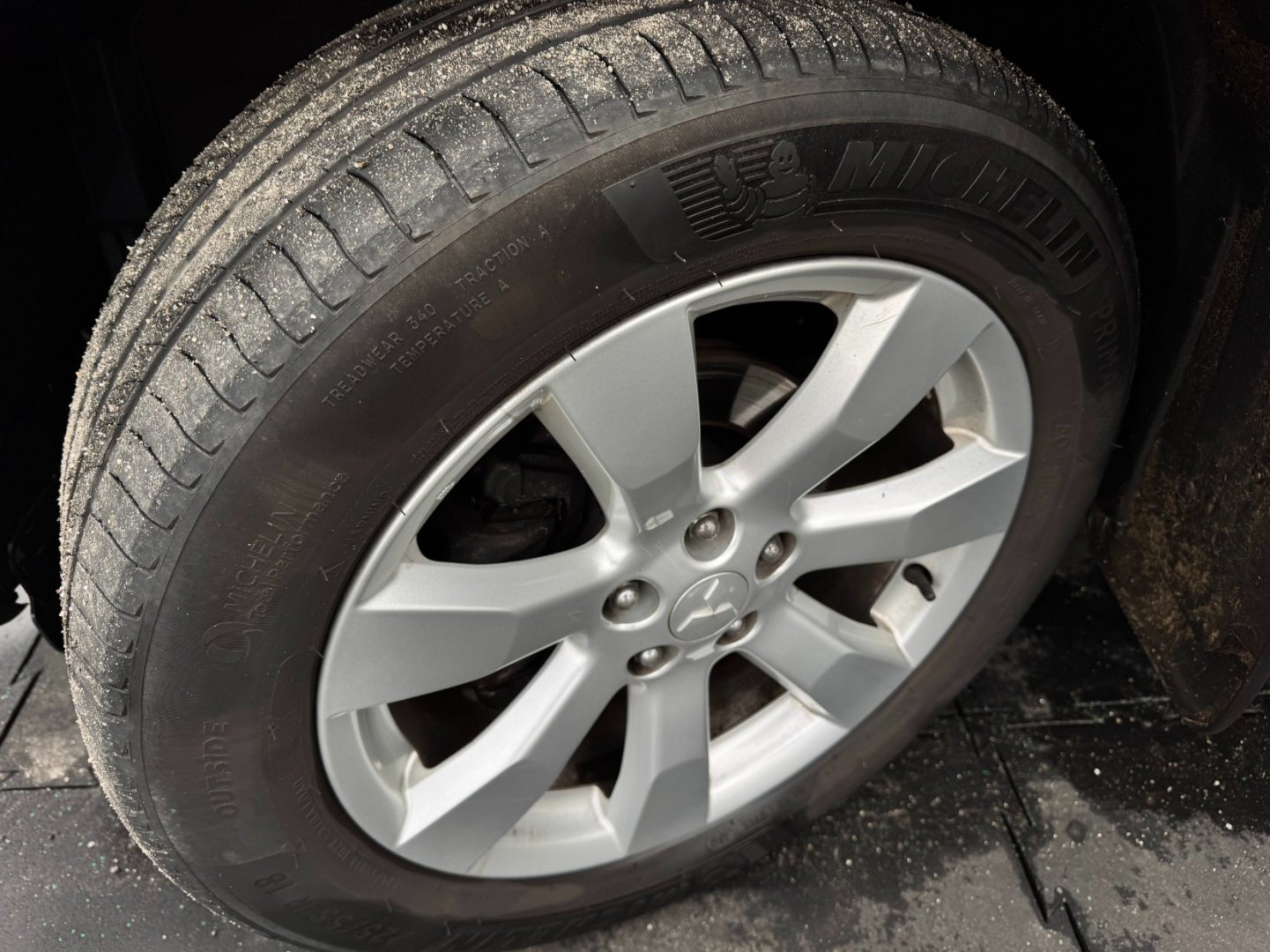 Mitsubishi Outlander 2.2Di-D 130kW 4x4, nez. topeni
