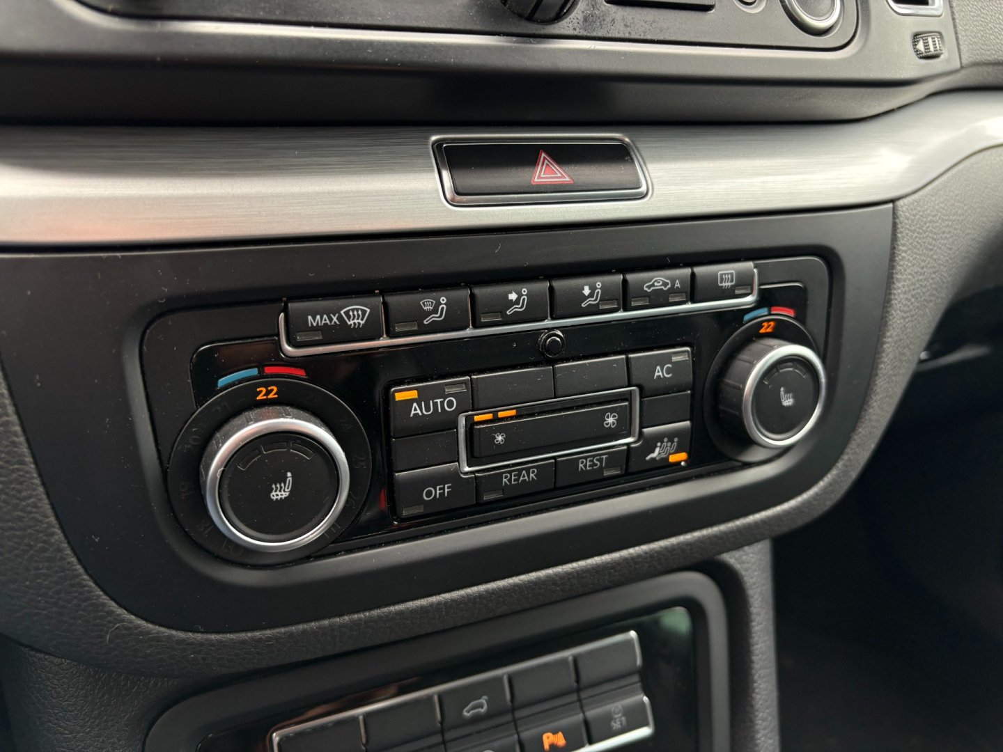 Volkswagen Sharan 2.0 TDi 125kW DSG kessy