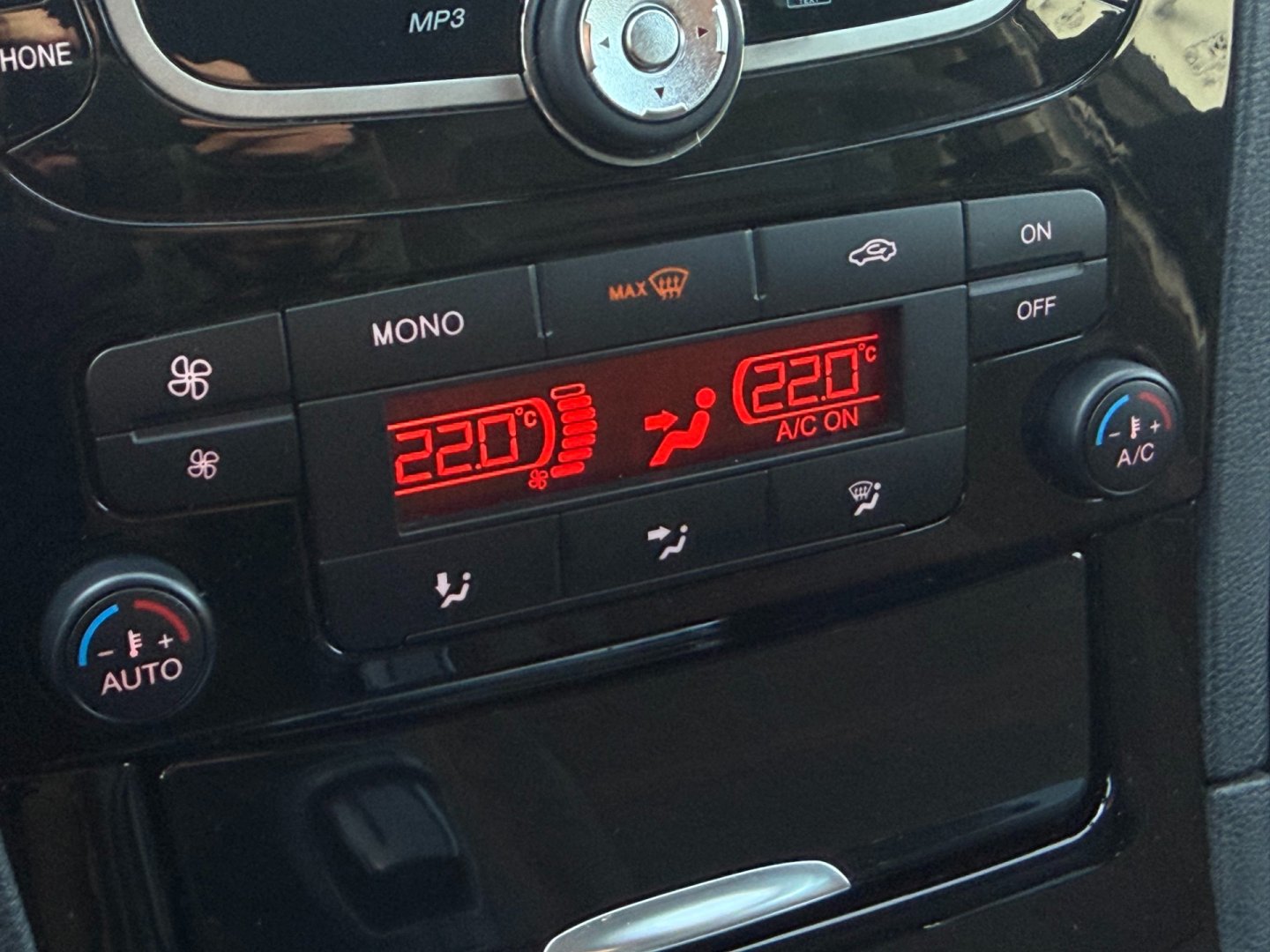 Ford S-MAX 2.0i 176kW ST Automat nová STK