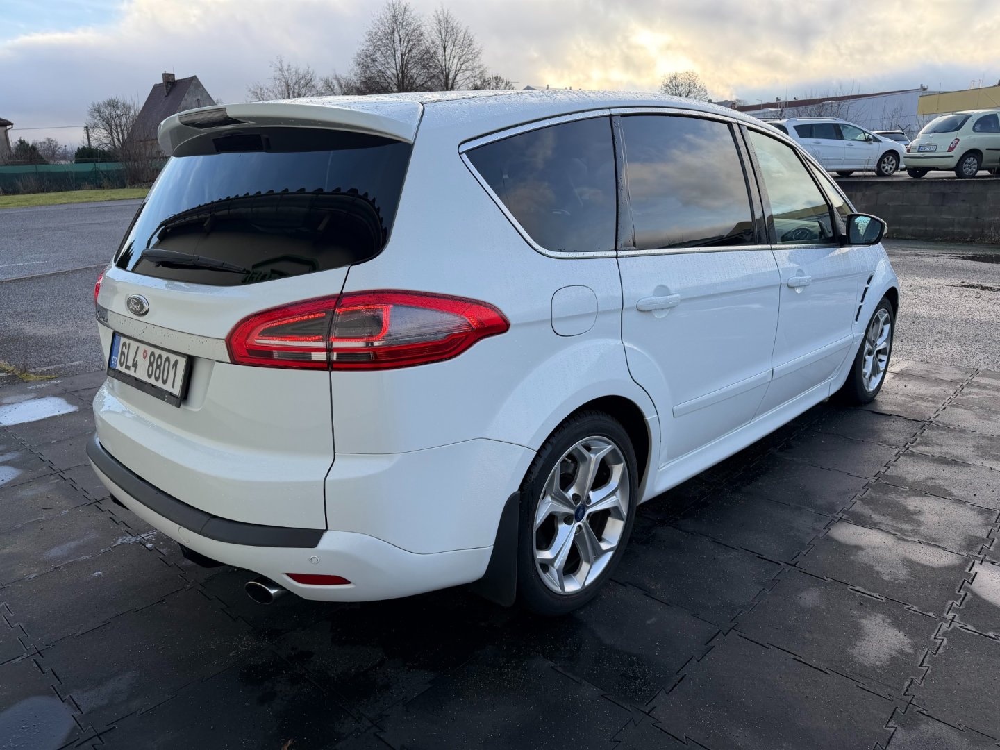Ford S-MAX 2.0i 176kW ST Automat nová STK