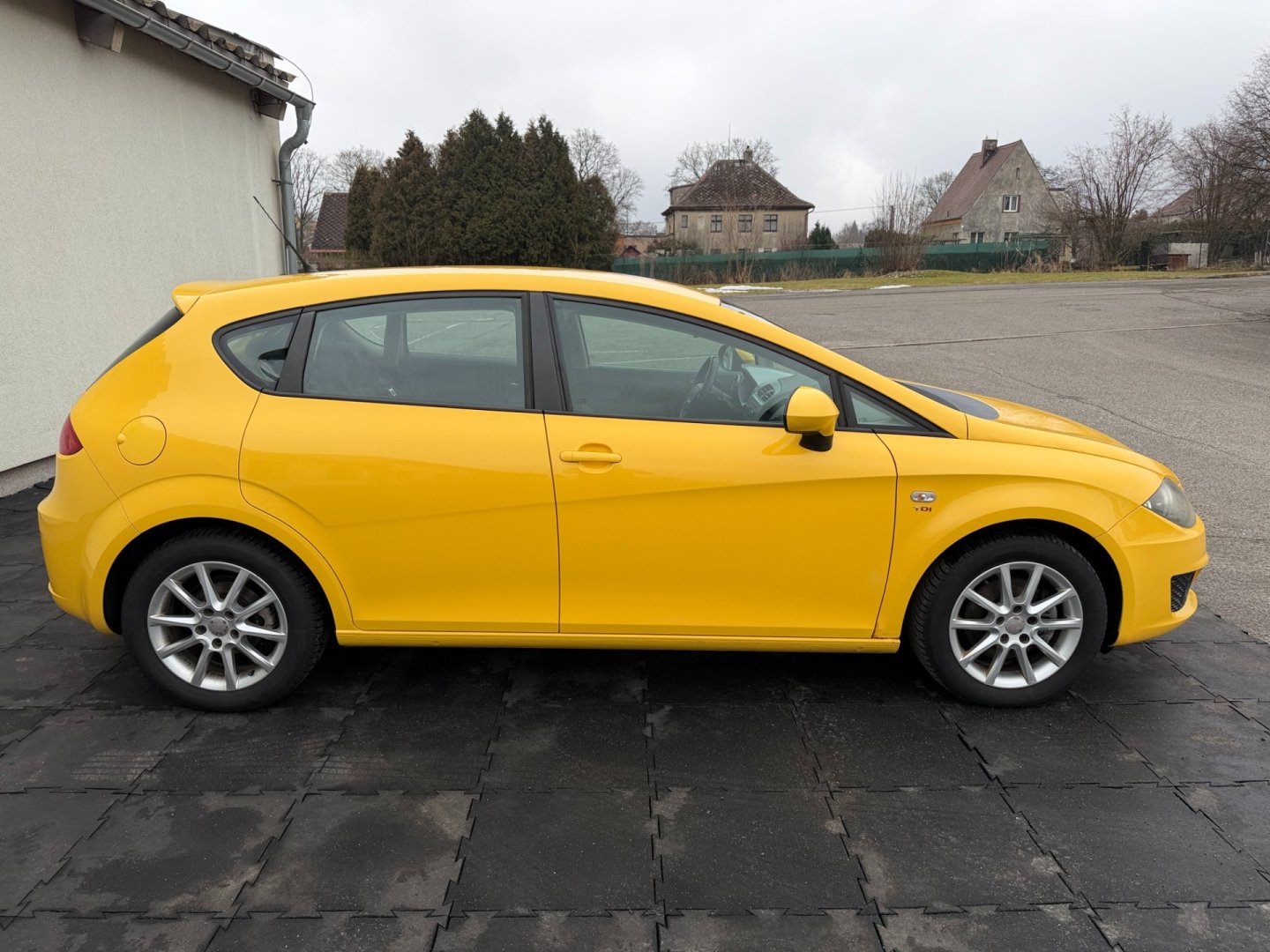 Seat Leon 2.0TDi 103kW, vyhr. sedadla