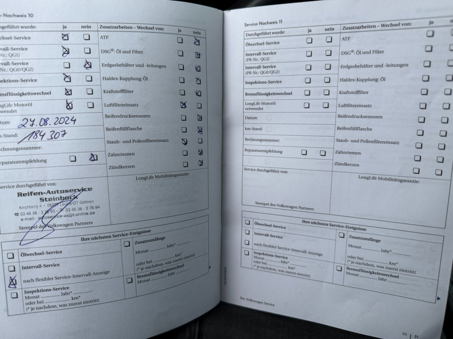 Volkswagen Touran 2.0 TDi 103kW R-Line, xenony