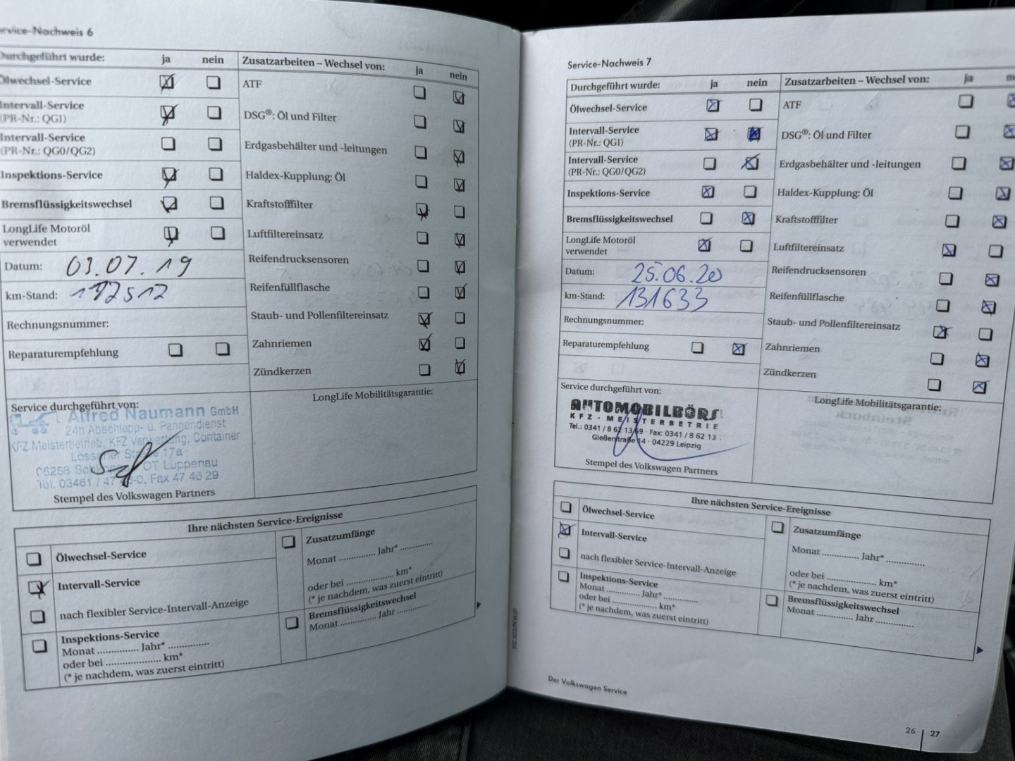 Volkswagen Touran 2.0 TDi 103kW R-Line, xenony