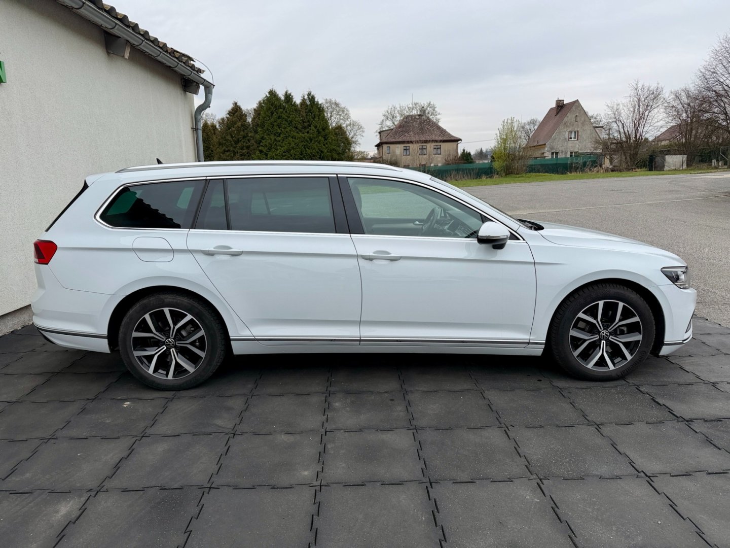 Volkswagen Passat 2.0TDi 110kW DSG Virtual, kůže