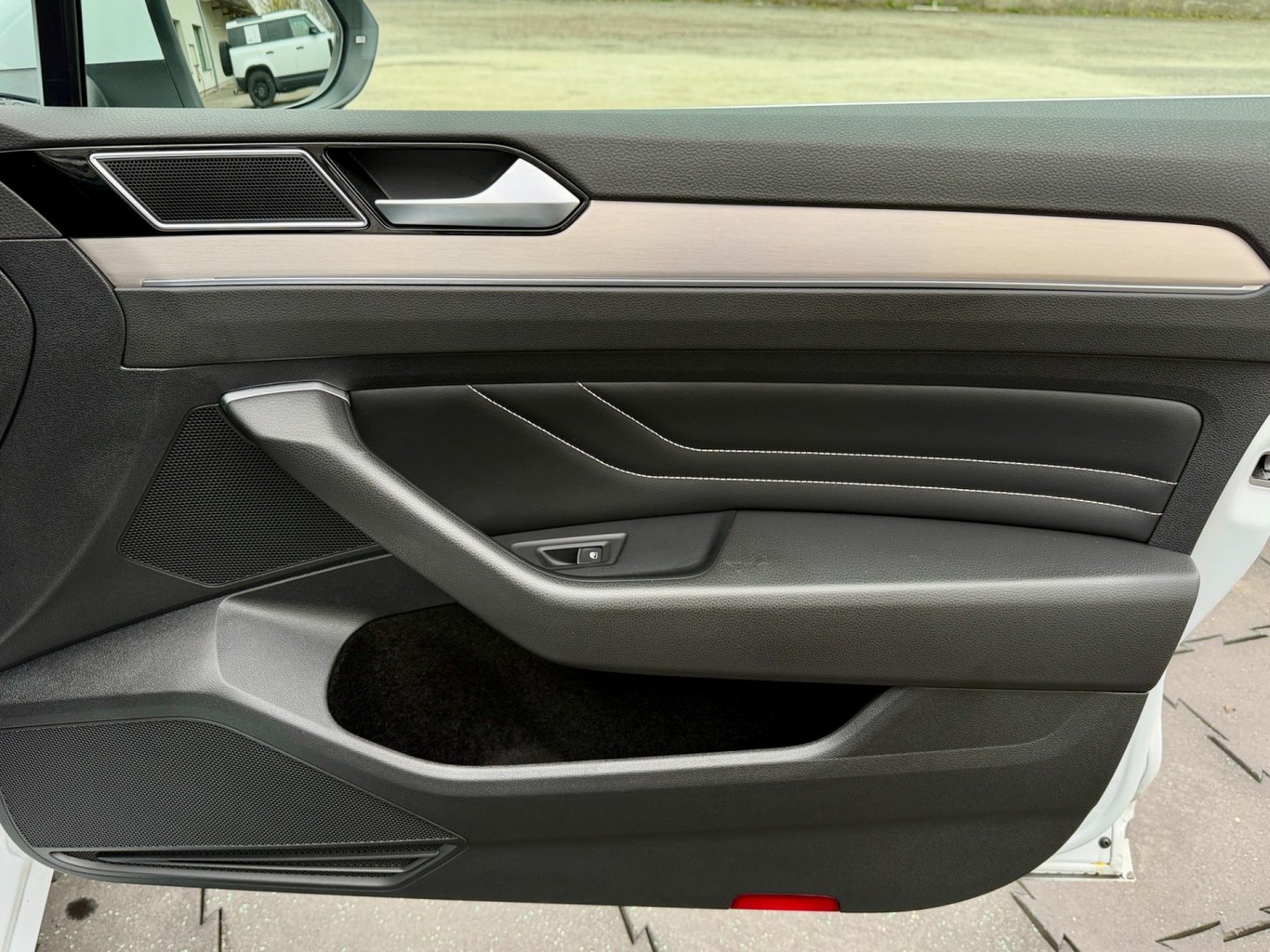 Volkswagen Passat 2.0TDi 110kW DSG Virtual, kůže