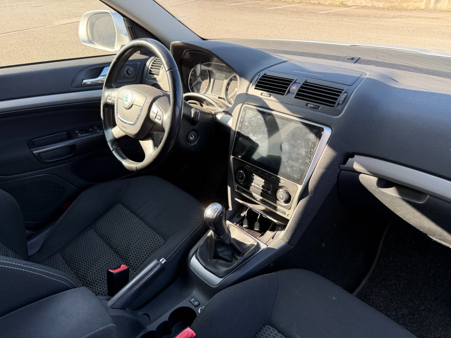 Škoda Octavia 2.0TDi 103kW výhřevy, navigace