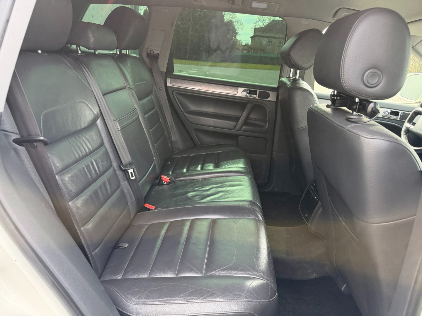 Volkswagen Touareg 3.0TDi 176kW manuál, pružiny