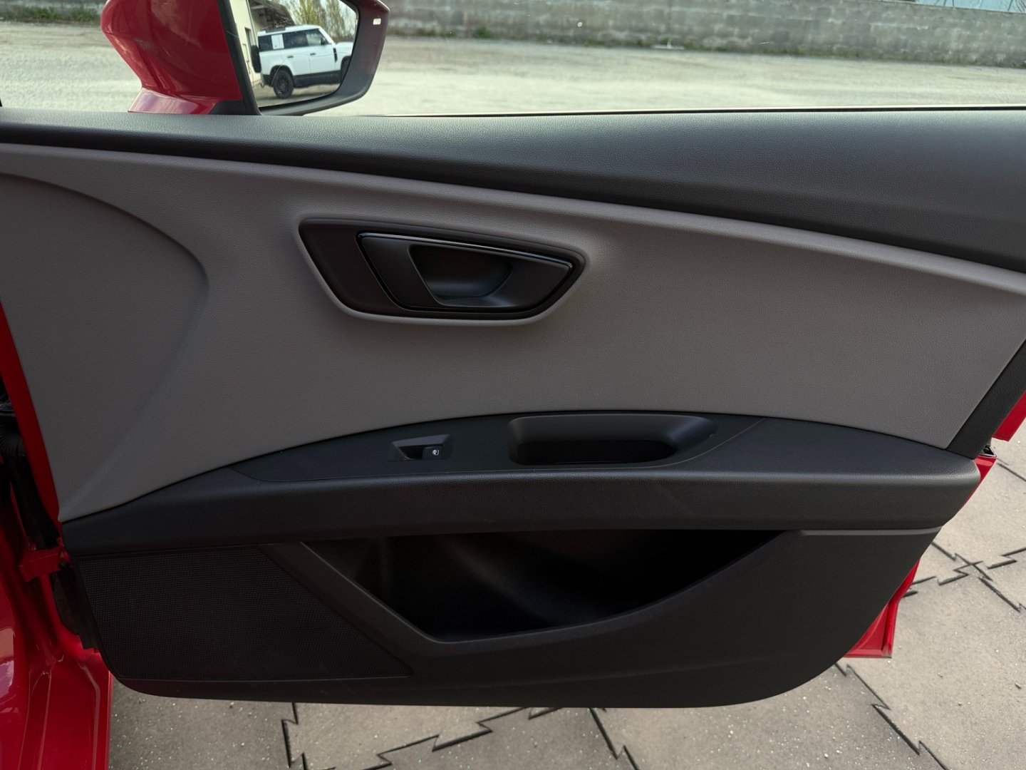 Seat Leon 1.2TSi 81kW ČR, nehavarované