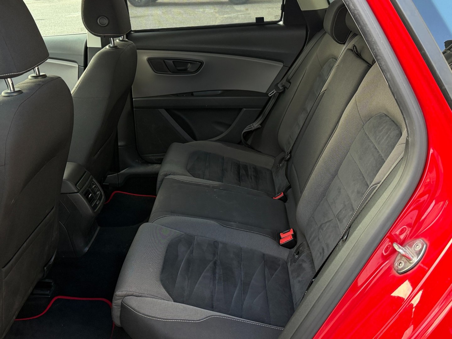 Seat Leon 1.2TSi 81kW ČR, nehavarované