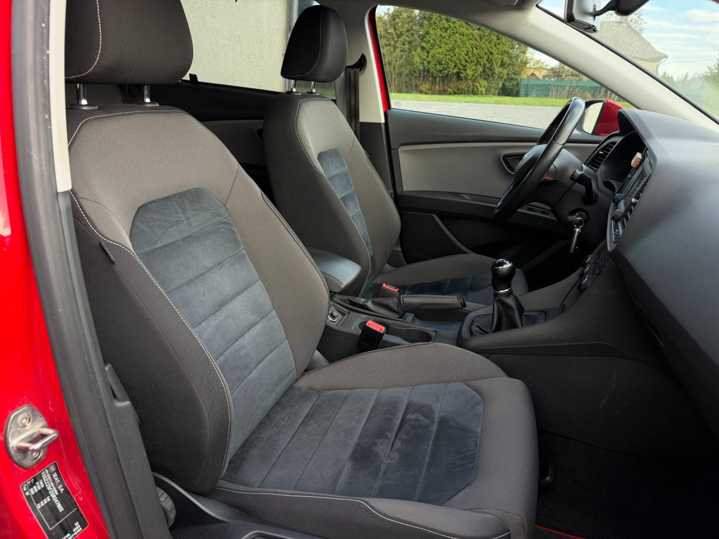 Seat Leon 1.2TSi 81kW ČR, nehavarované