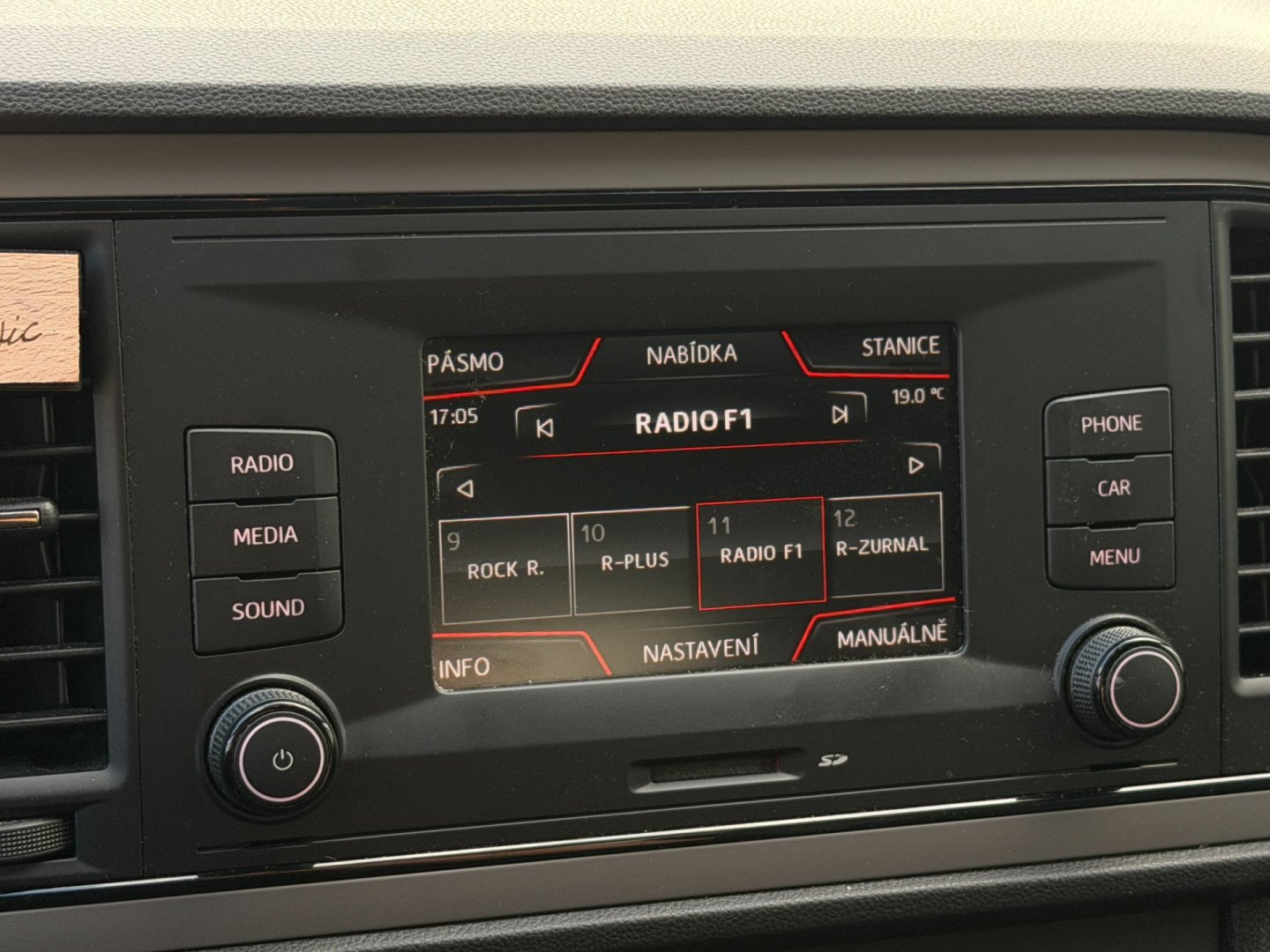 Seat Leon 1.2TSi 81kW ČR, nehavarované