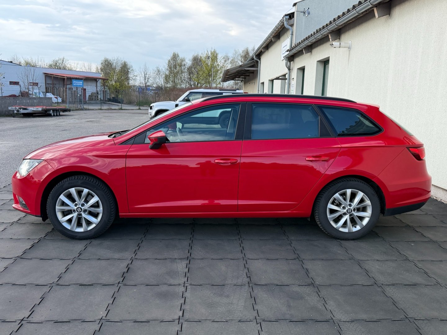 Seat Leon 1.2TSi 81kW ČR, nehavarované