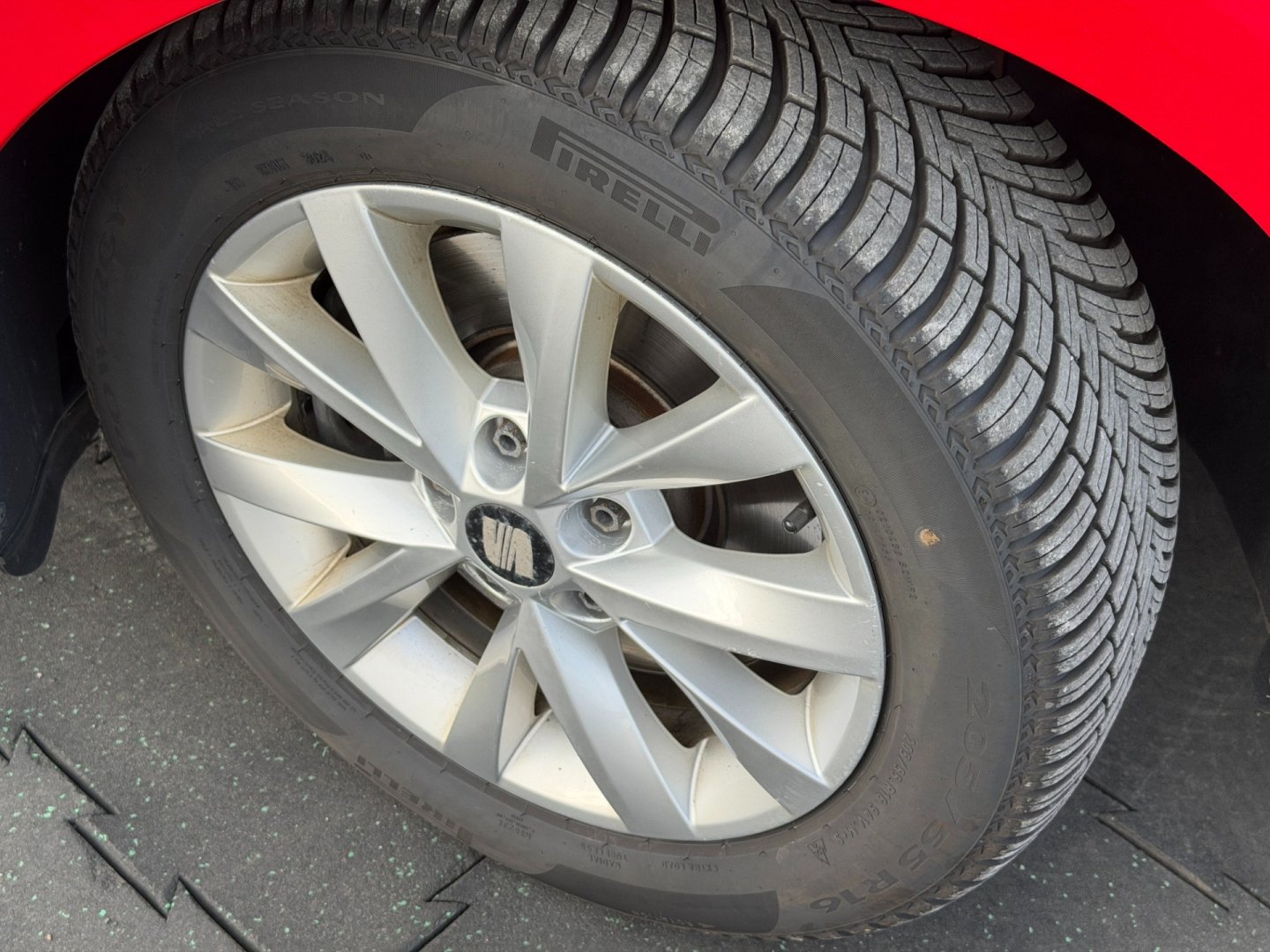 Seat Leon 1.2TSi 81kW ČR, nehavarované