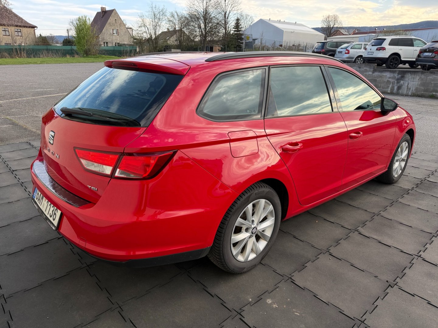 Seat Leon 1.2TSi 81kW ČR, nehavarované