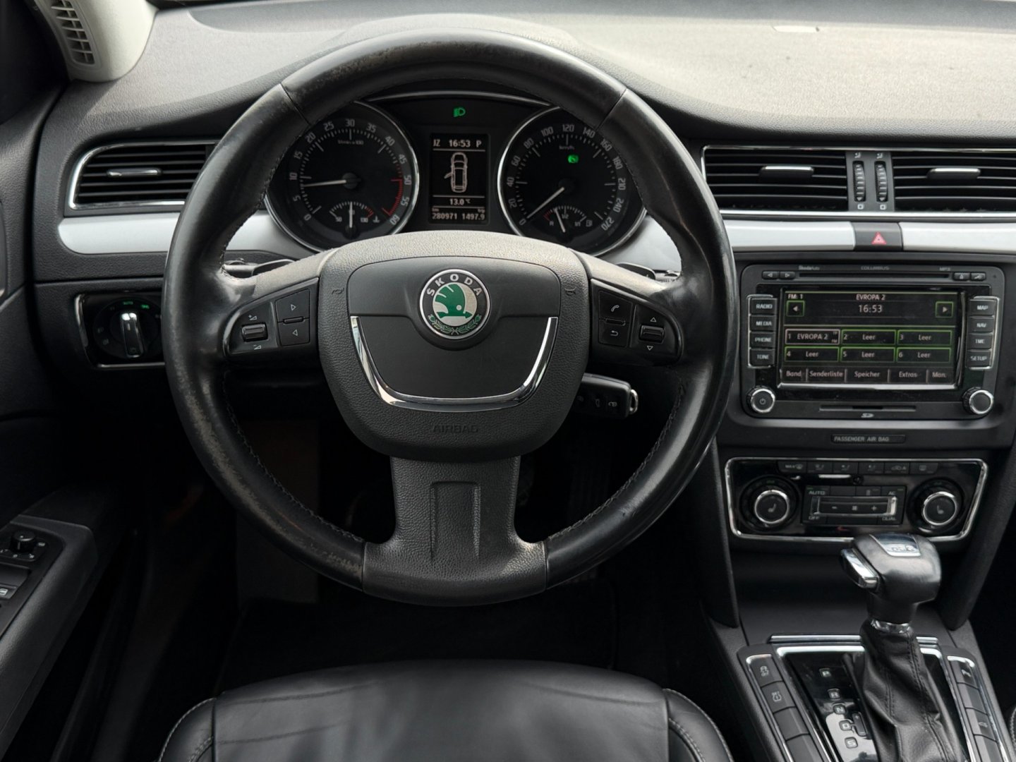 Škoda Superb 2.0TDi 125kW DSG Elegance, TZ