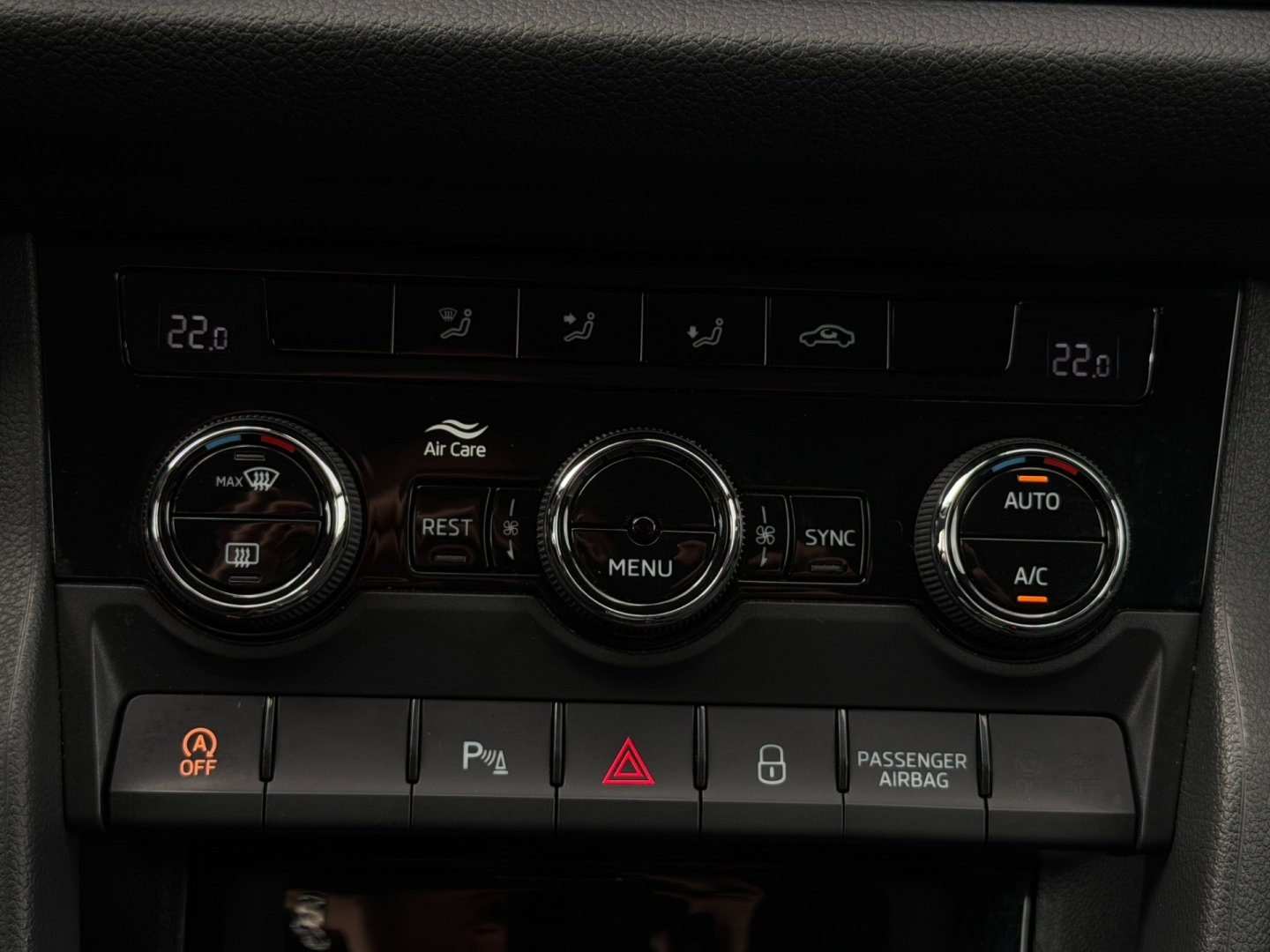 Škoda Kodiaq 2.0TDi 110kW DSG, ACC, kamera