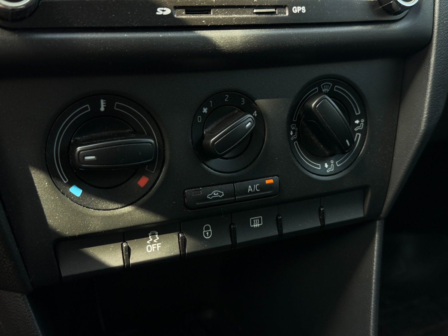 Škoda Rapid 1.2TSi NAVi, ČR původ, CEBIA