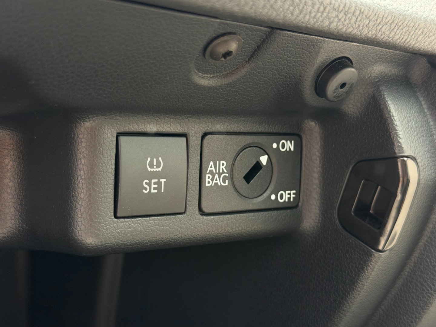 Volkswagen Polo Cross 1.4i 16V - perleť - TOP