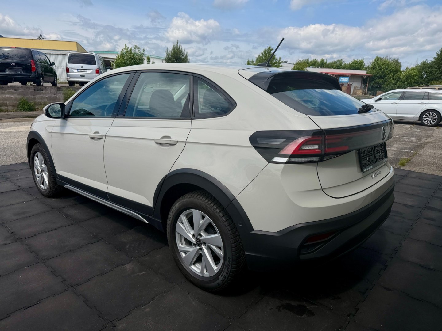 Volkswagen Taigo 1.0TSi ACC, Line & Side, Navi