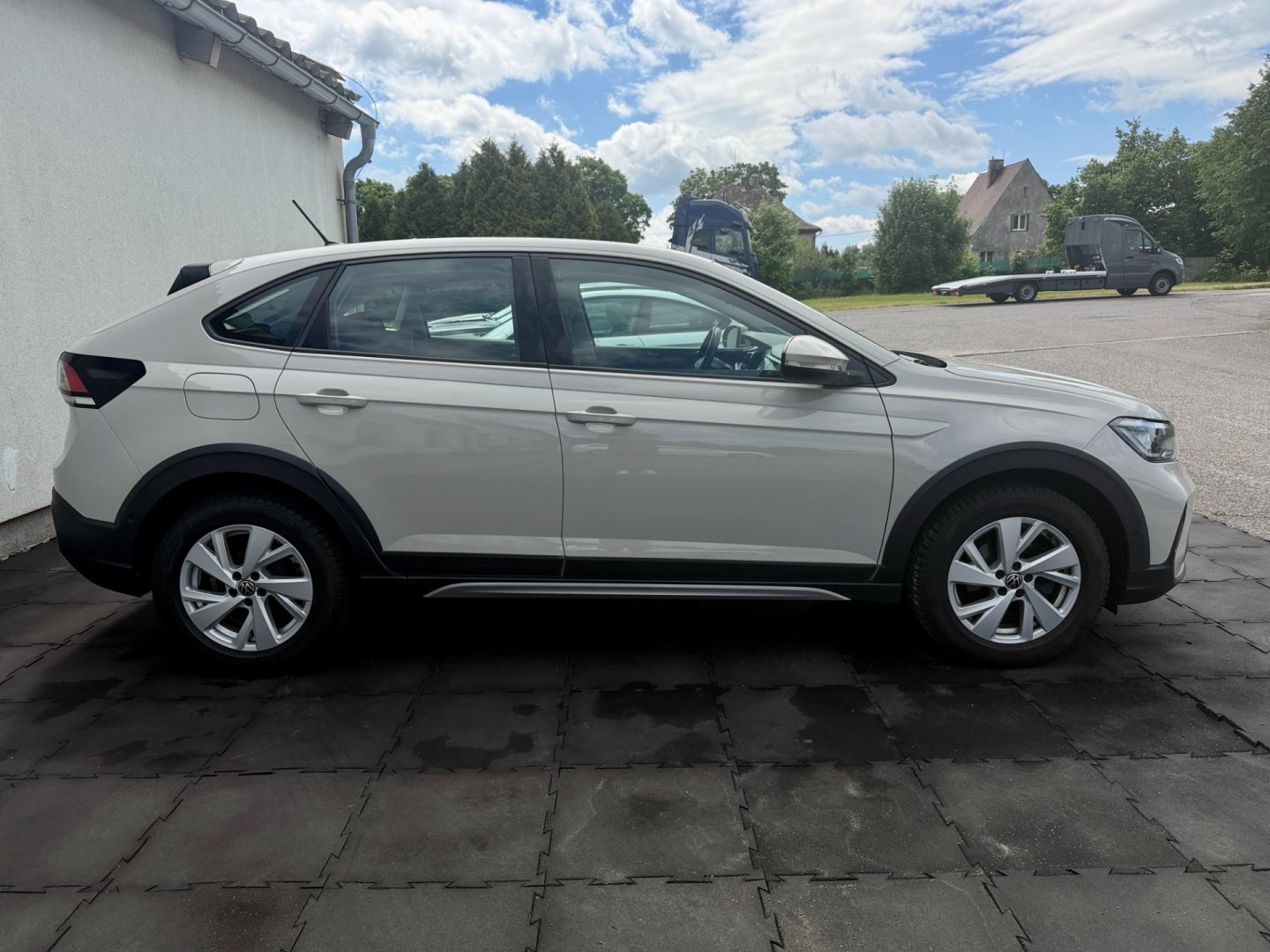 Volkswagen Taigo 1.0TSi ACC, Line & Side, Navi