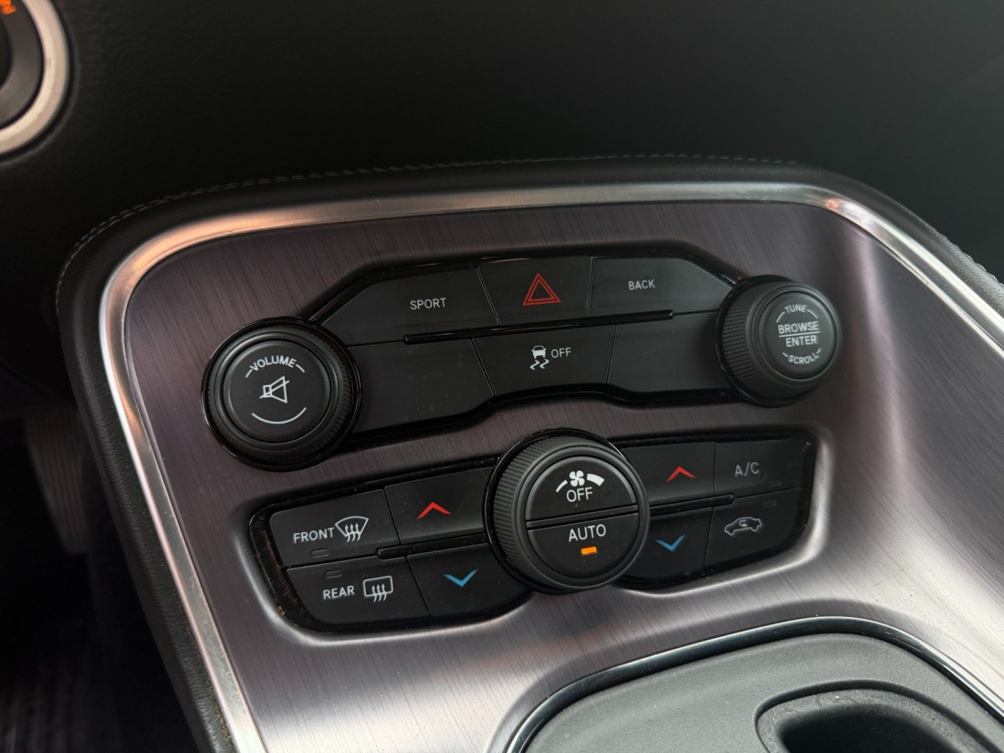 Dodge Challenger 3.6i V6 AT