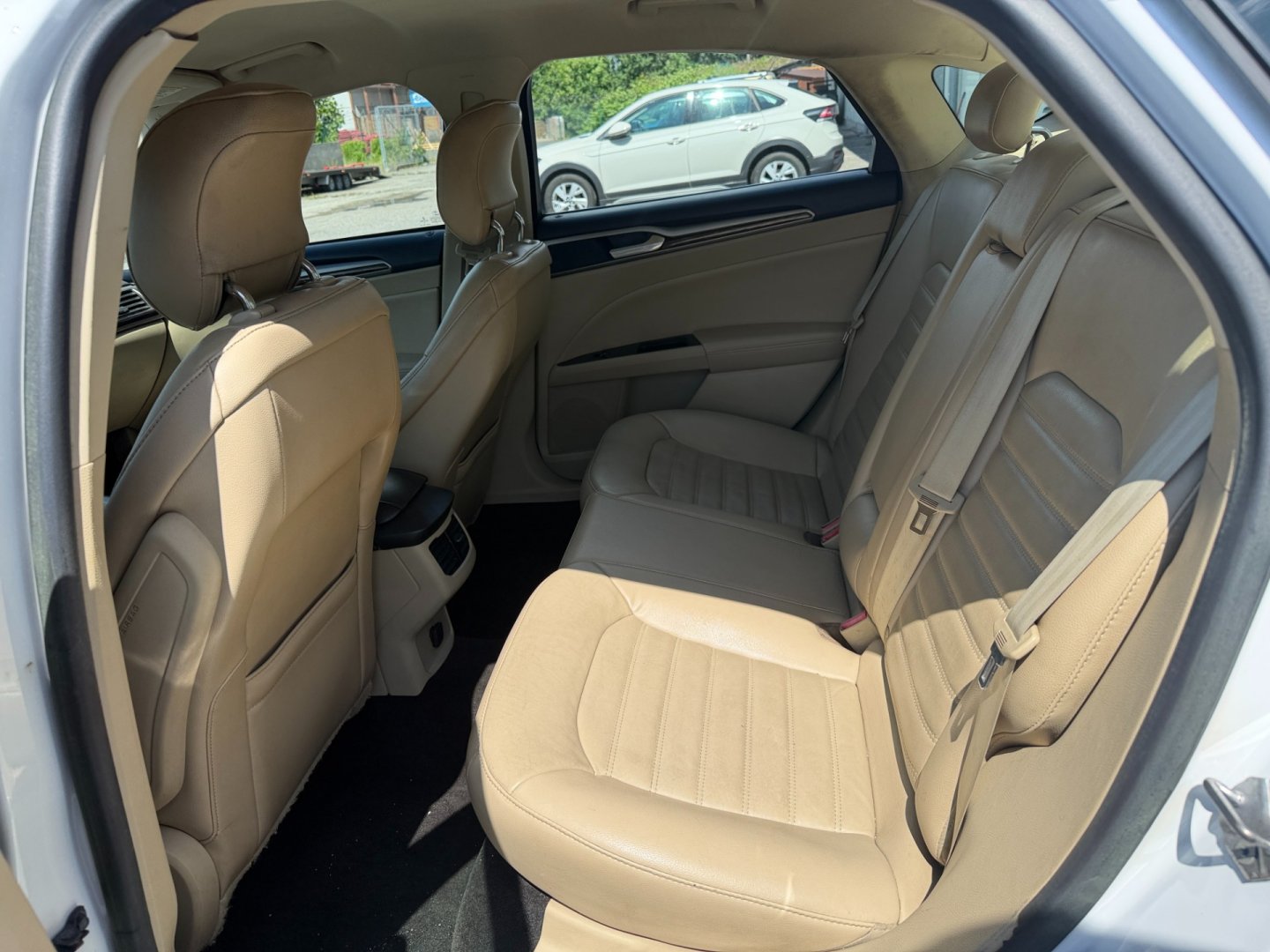 Ford Mondeo 2.0i 176kW automat, US