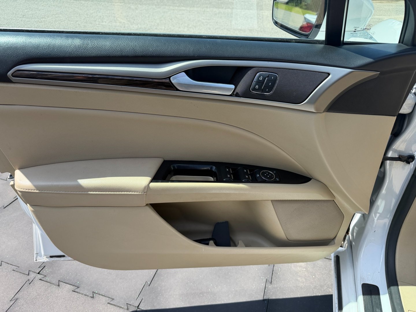 Ford Mondeo 2.0i 176kW automat, US