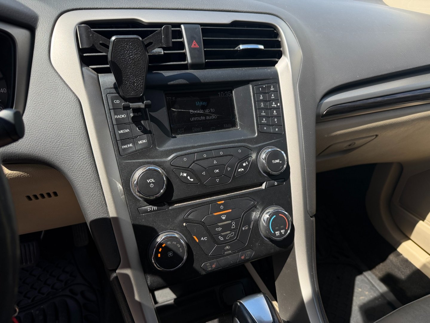 Ford Mondeo 2.0i 176kW automat, US