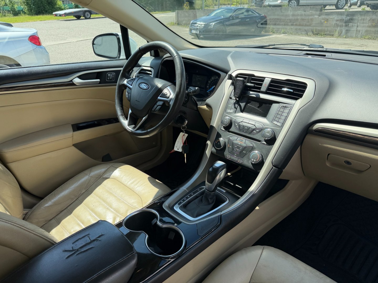 Ford Mondeo 2.0i 176kW automat, US