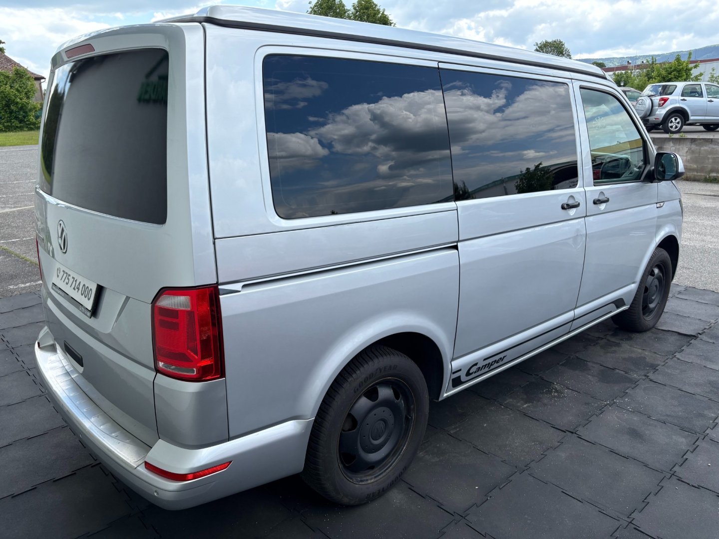 Volkswagen T6 2.0TDi  Camp Roof, nez. topení