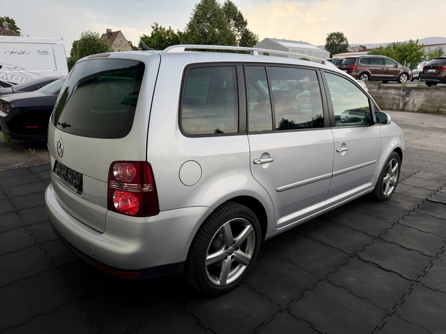 Volkswagen Touran 2.0TDi 125kW kůže, NAVi, tažné