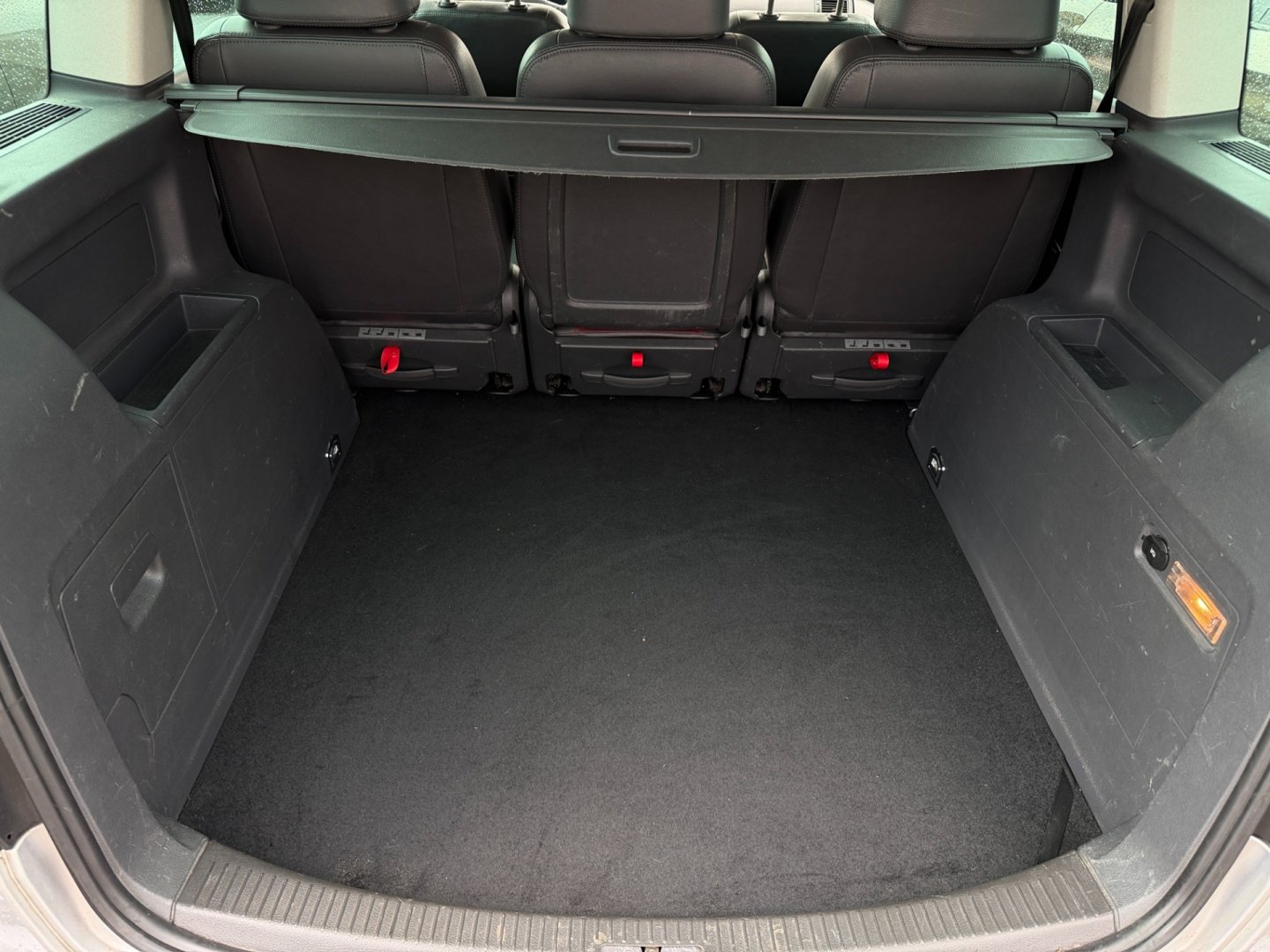 Volkswagen Touran 2.0TDi 125kW kůže, NAVi, tažné