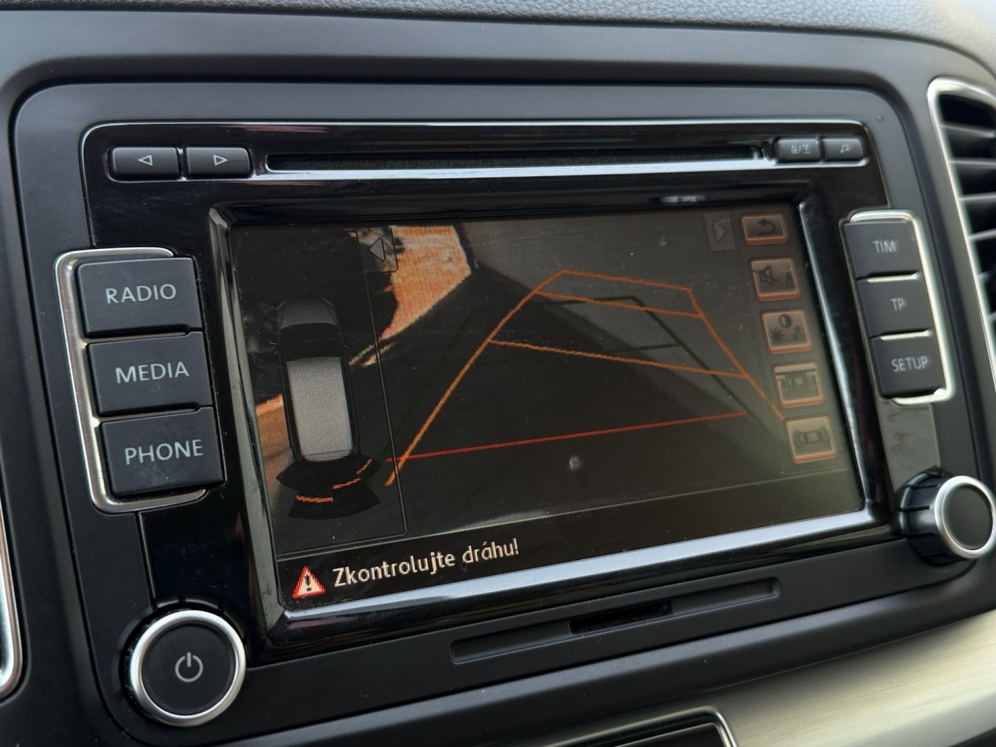 Volkswagen Sharan 2.0TDi 130kW 7míst DCC, ČR