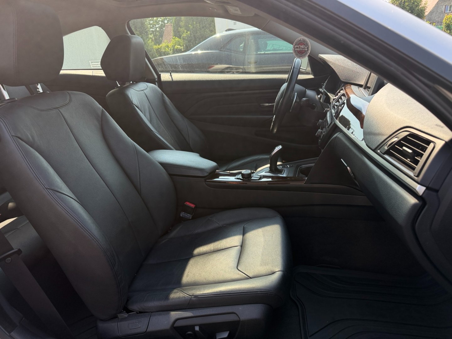 BMW Řada 4 428i X-drive automat