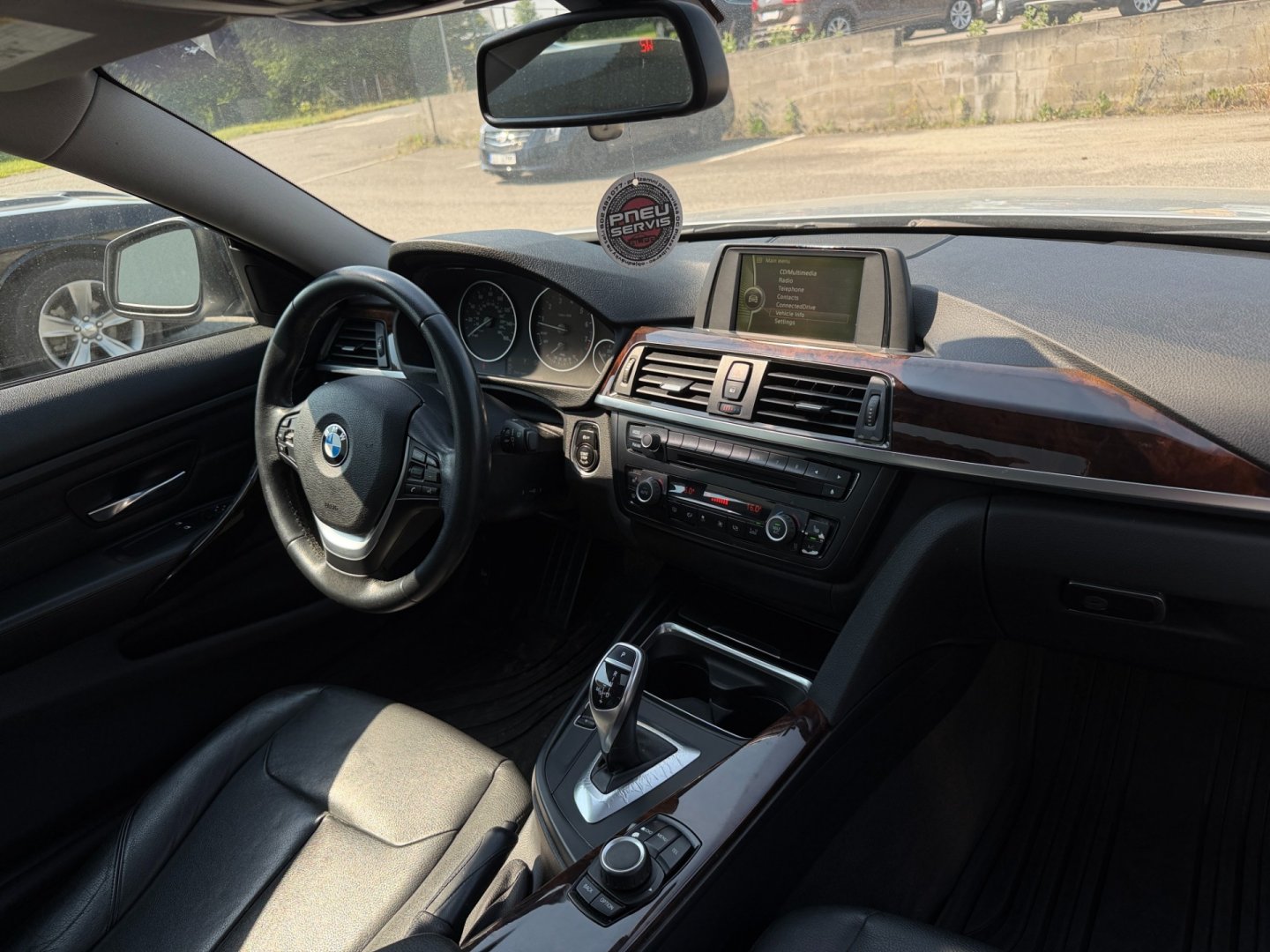 BMW Řada 4 428i X-drive automat