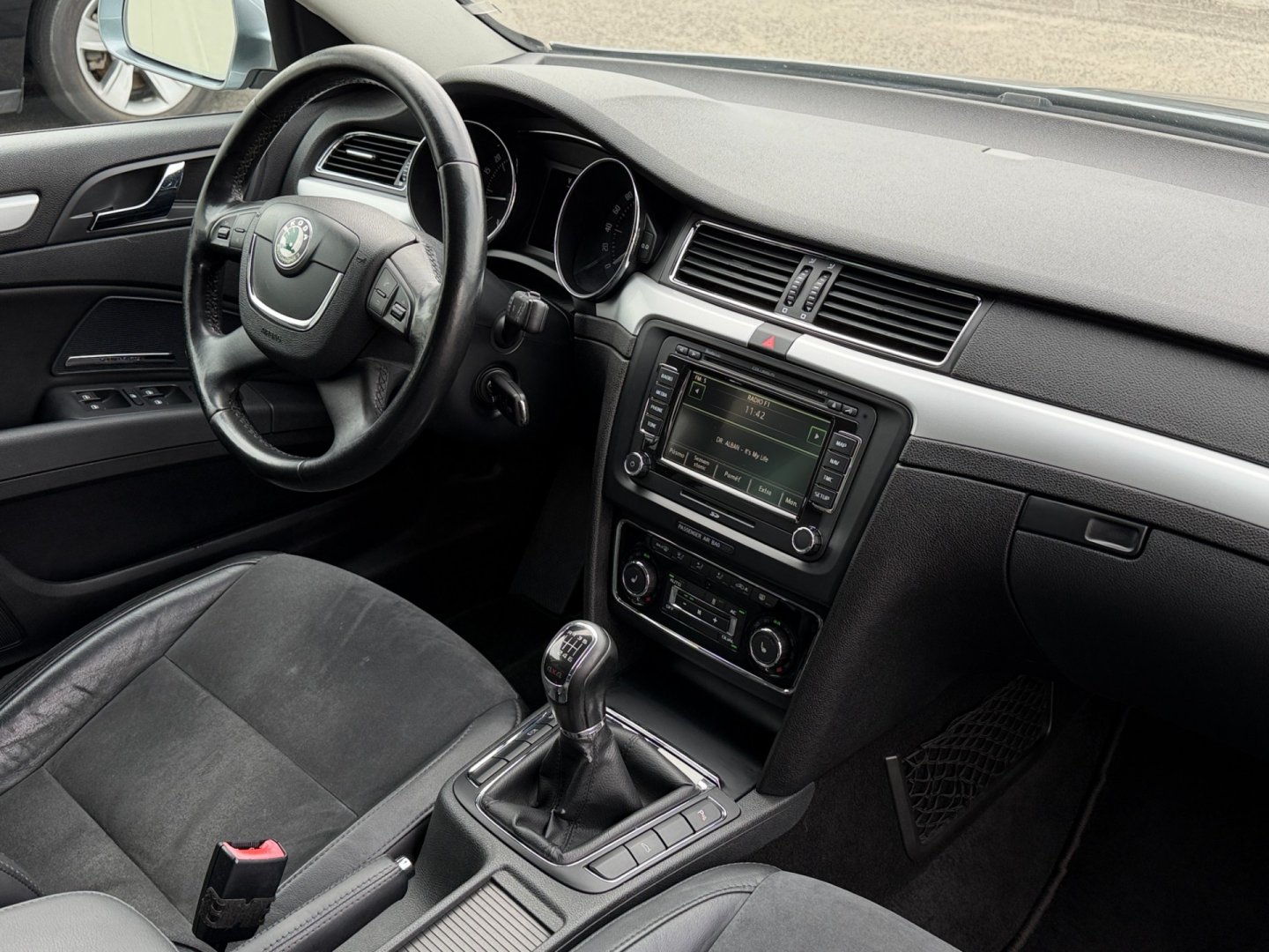 Škoda Superb 2.0TDi 125kW 4x4 Eleganc 2xALU