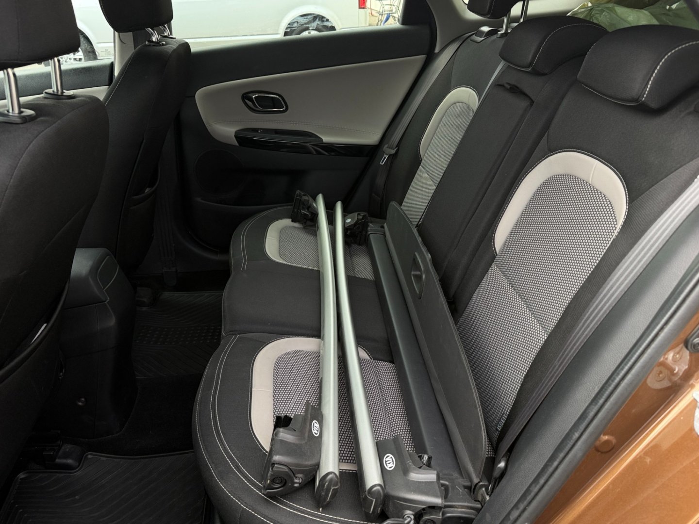Kia Cee´d 1.6GDi park. kamera, 2x alu