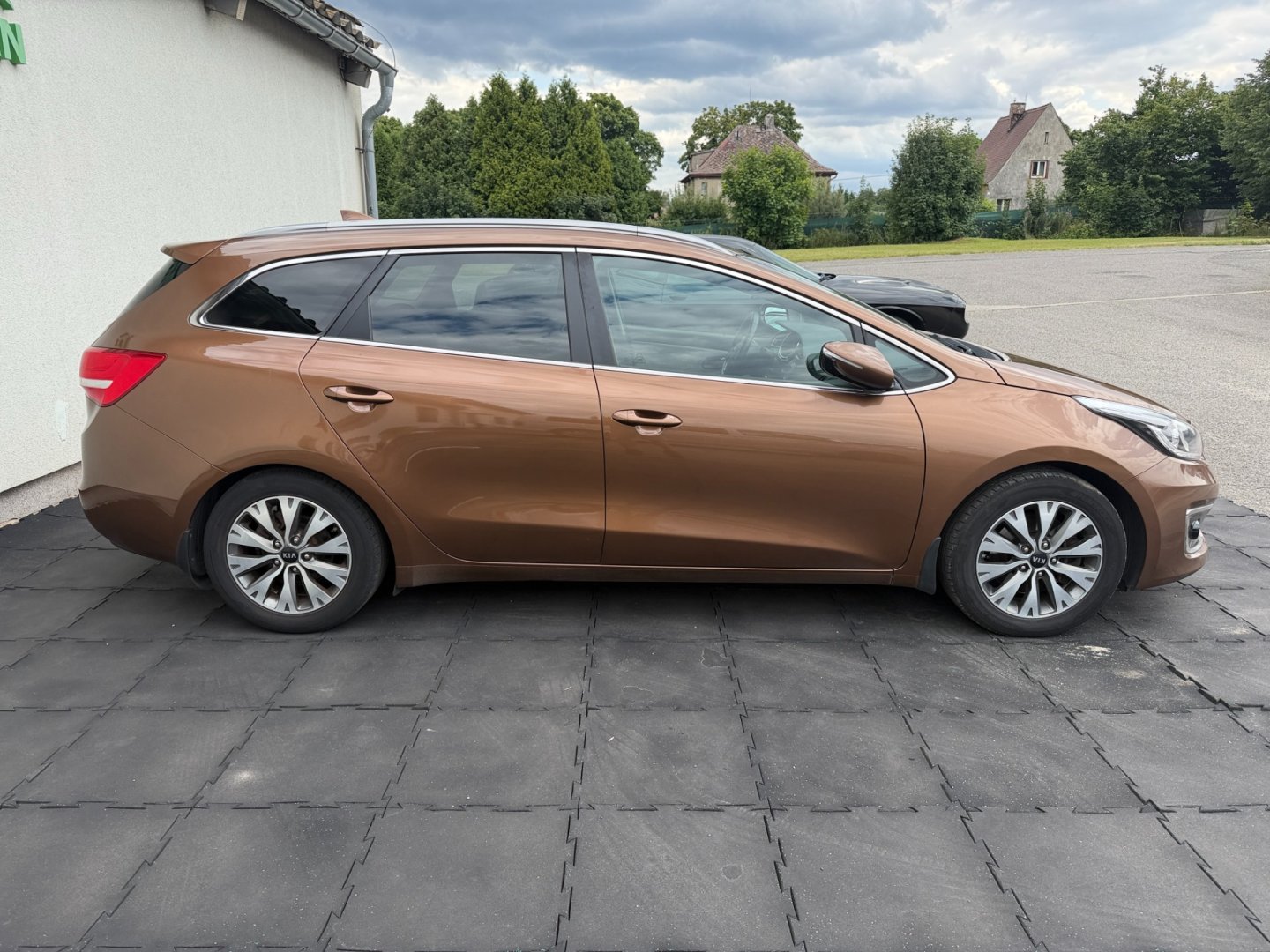 Kia Cee´d 1.6GDi park. kamera, 2x alu