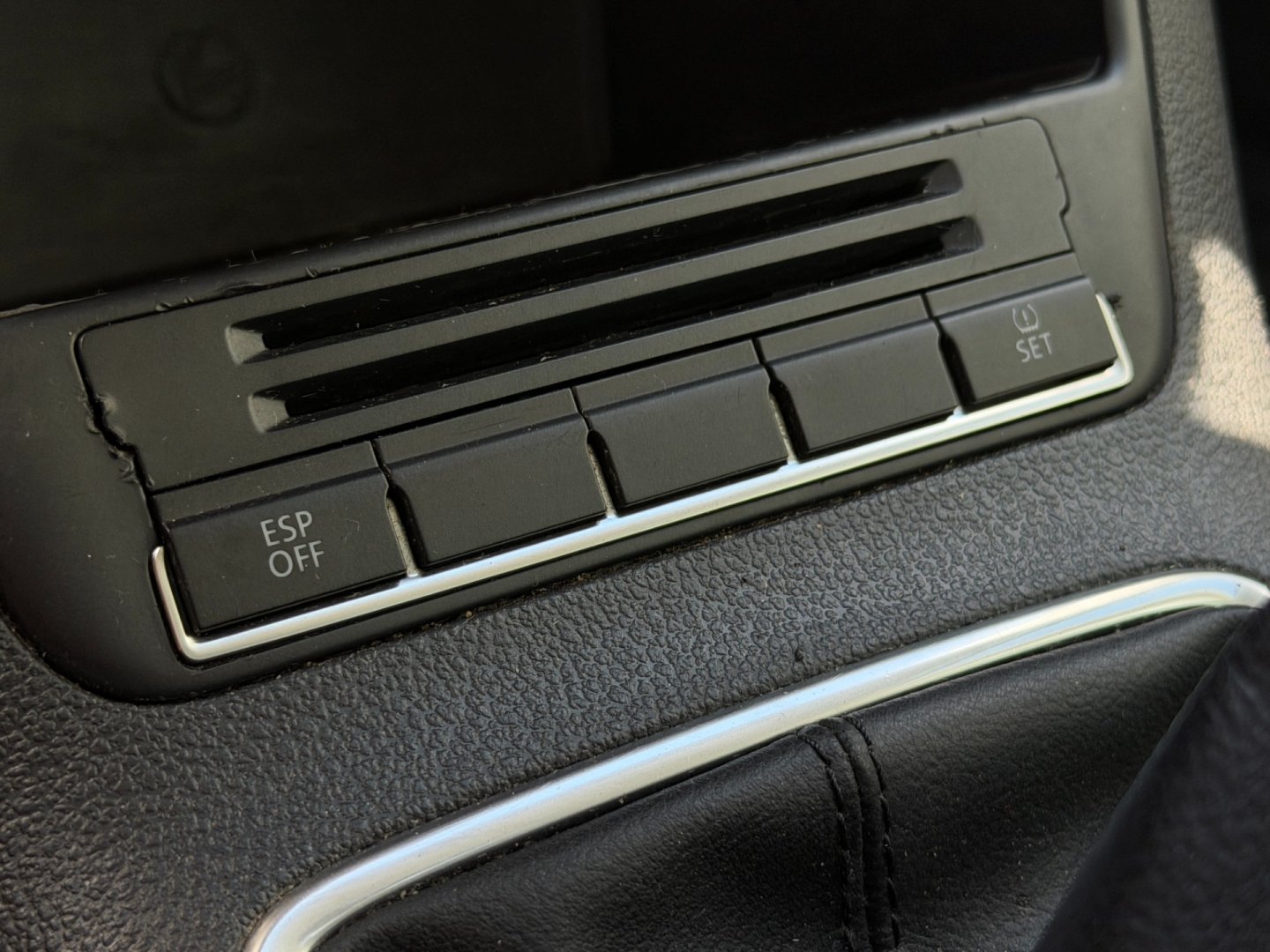 Volkswagen Tiguan 2.0TDi 103kW 4x4, tažné Bi-Xen